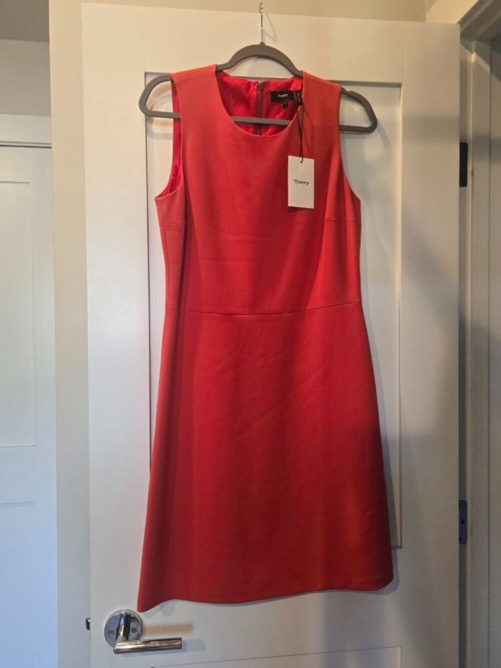 Theory Modern Crepe Dress Size 8 NWT